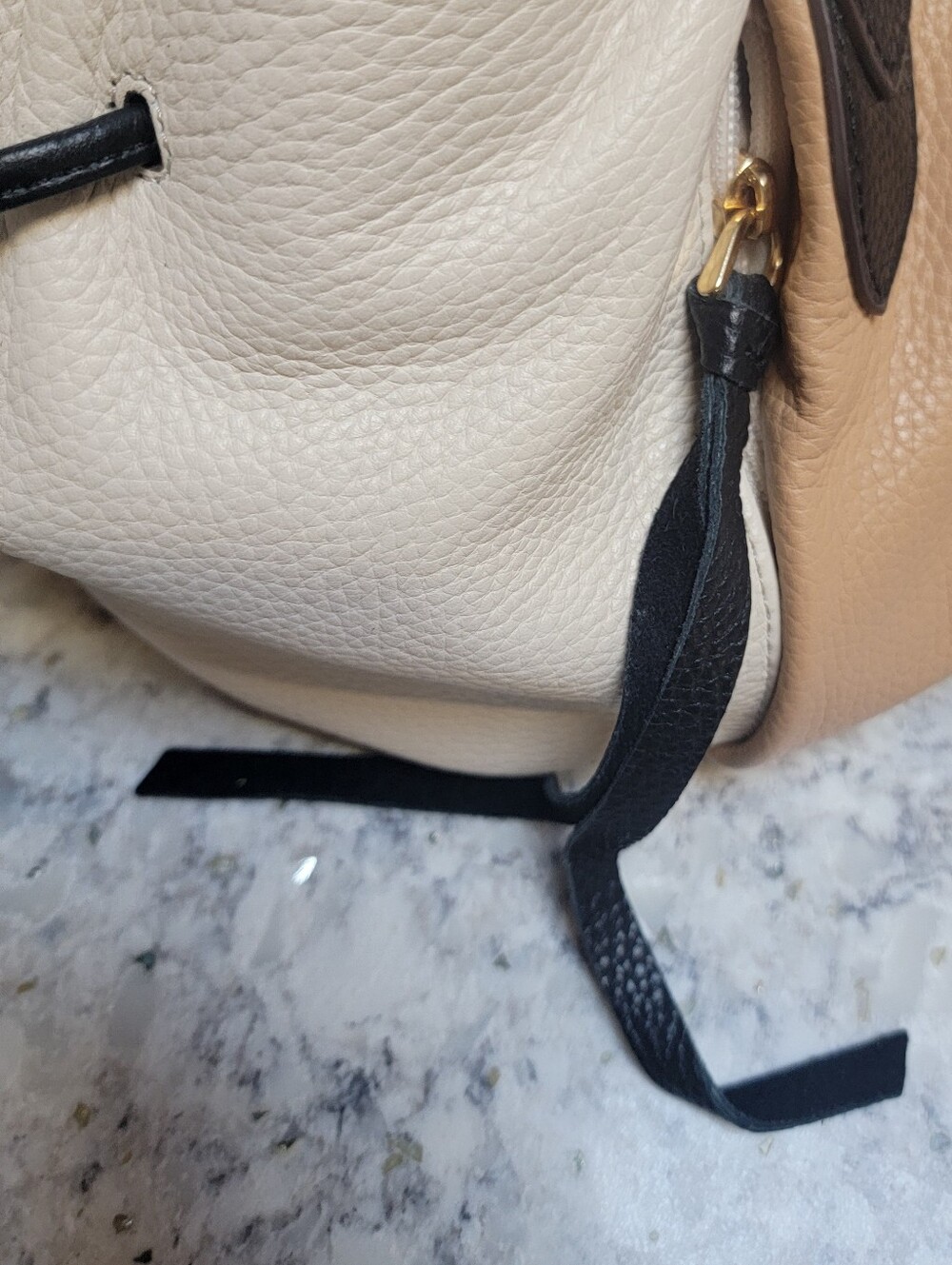 Gorgeous Aimee Kestenberg Leather Bag w/ Crystal Martini Key Fob Charm 🍸 - Picture 7 of 12